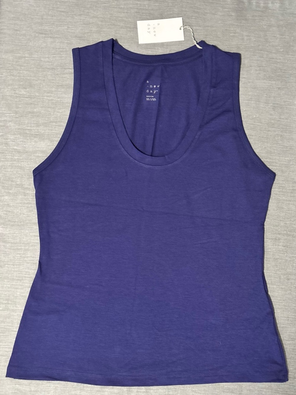 A New Day Women’s Dark Blue Scoop Neck Tank, Size: Medium, NWT